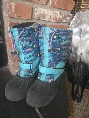 Columbia Teal and Purple Kids Winter Boots